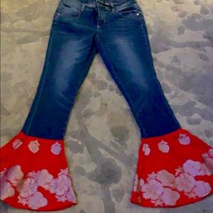 Size 2 VENUS FLARE CROP JEANS